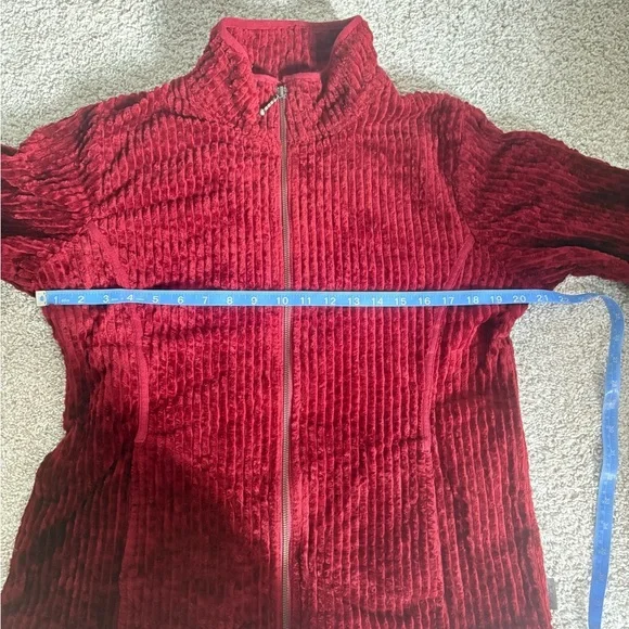 Woolrich Kinsdale Zip Up Corduroy Jacket Ruby red medium excellent condition - Picture 9 of 11